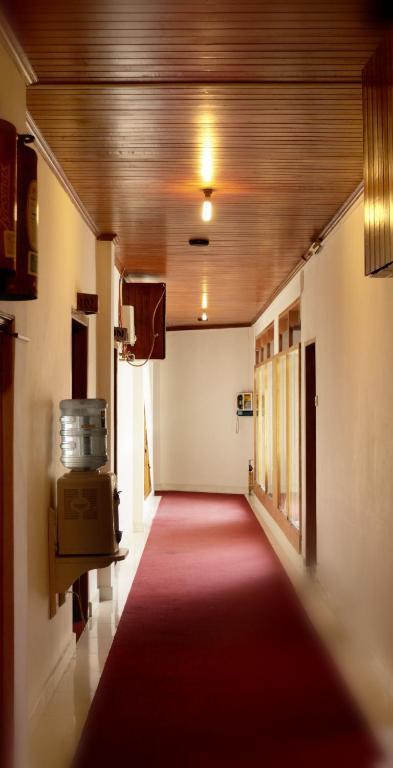 Ambun Suri Hotel Букіттінгі Екстер'єр фото